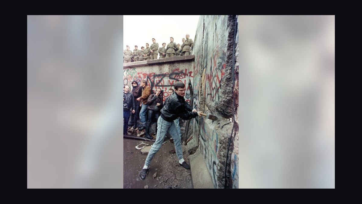 What Makes Reagan's "Tear Down This Wall" a Great Speech in 2027