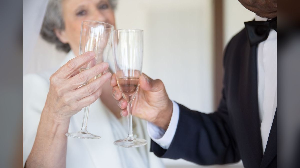 How to Give an Impromptu Toast — figure 4