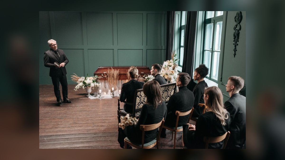 A Eulogy vs. a Memorial Speech: How to Choose the Right Tribute in 2027 — figure 9