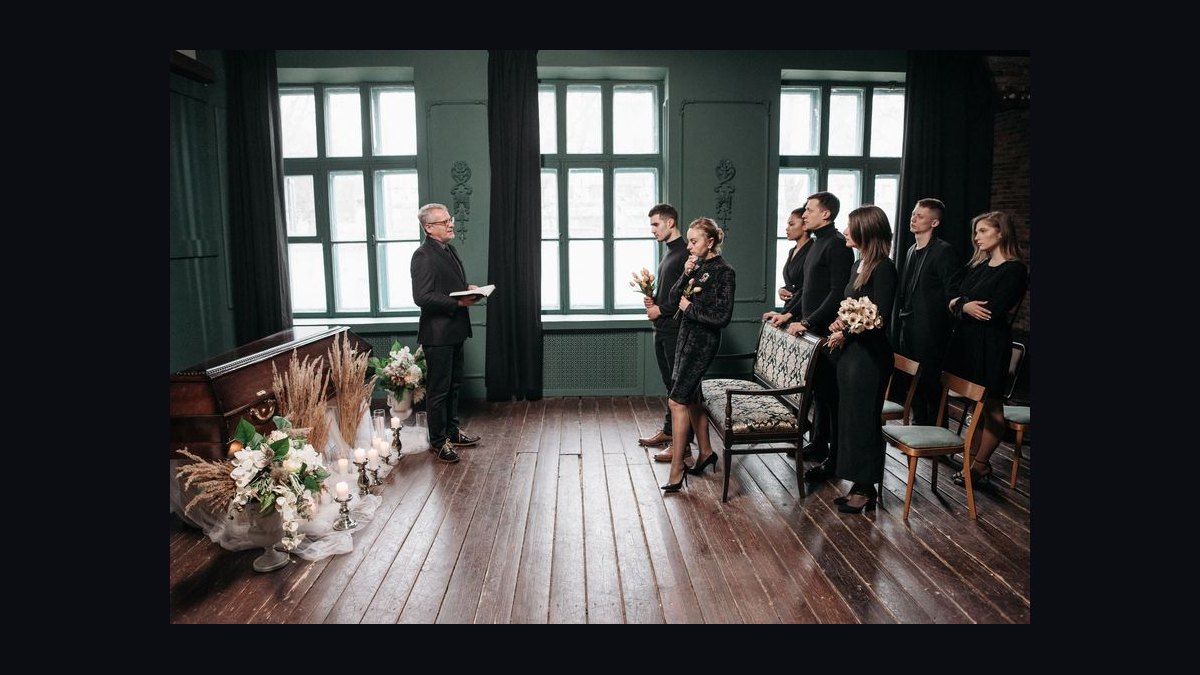 Give a Eulogy From Memory or Read It Off the Page: Which Funeral Directors Recommend in 2027 — figure 10