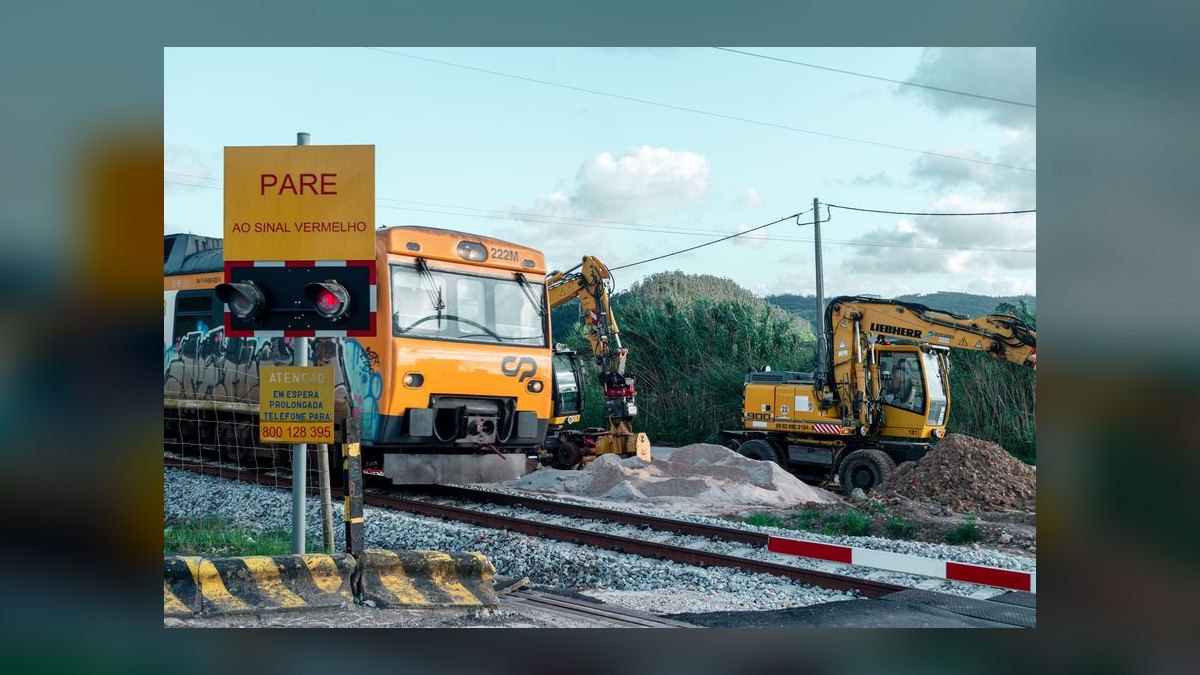 Construction Equipment — 60-Min Training — figure 9