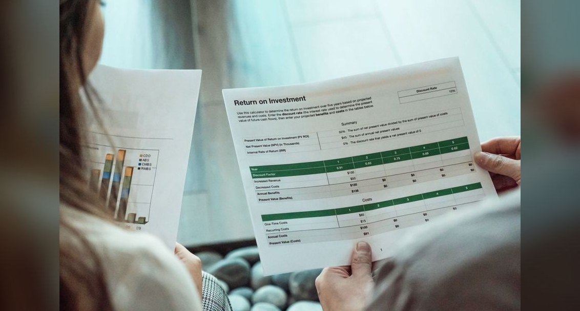 The Renewal Risk Forecast — 60-Min Training