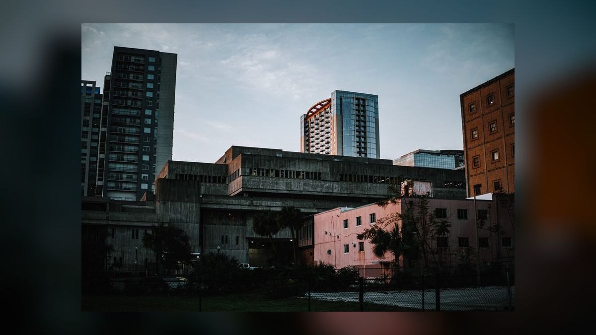 The Stale Deal Purge — 60-Min Training — figure 1