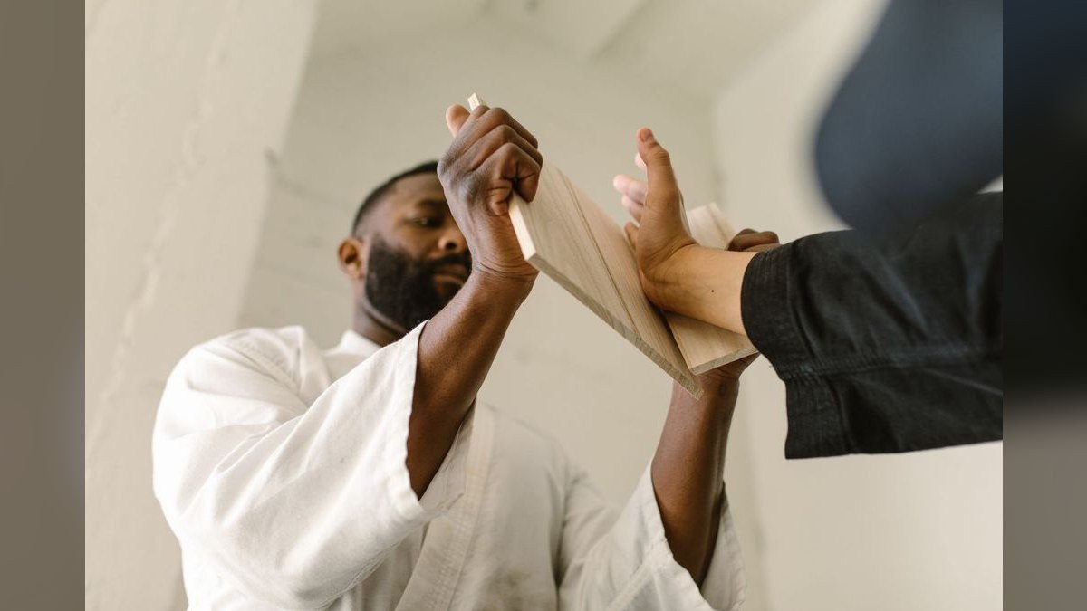 The AE-to-CSM Closed-Won Handoff — 60-Min Training