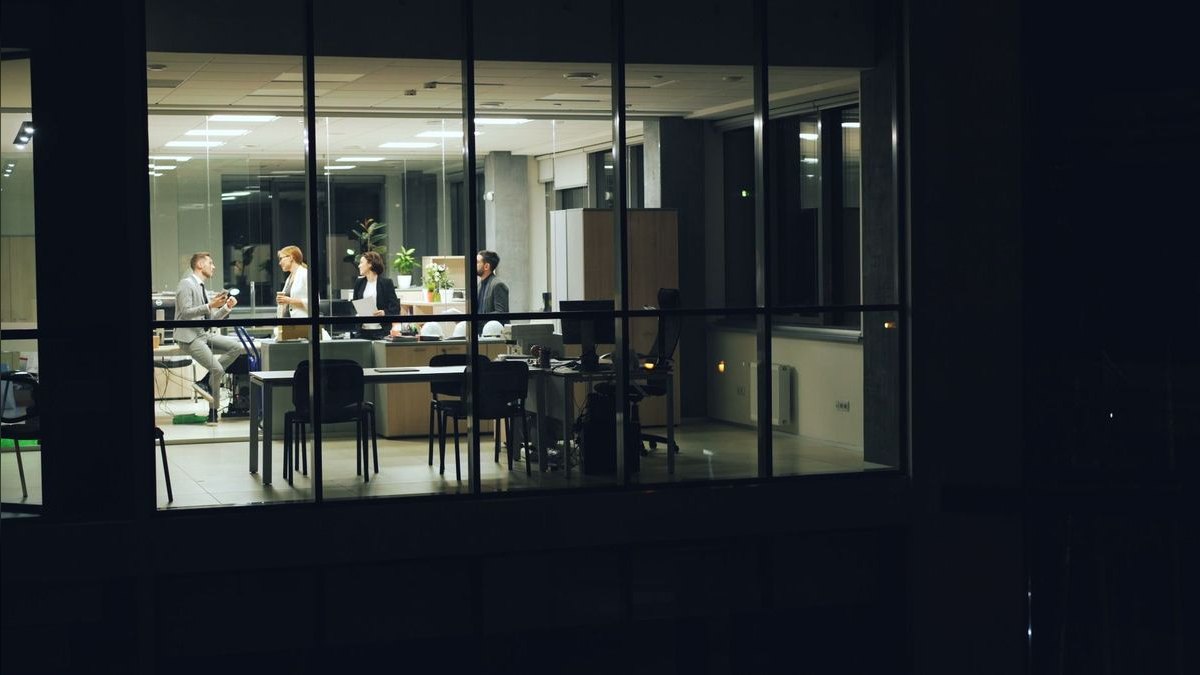 Top 10 Solution Selling sales training drills for AEs in 2027