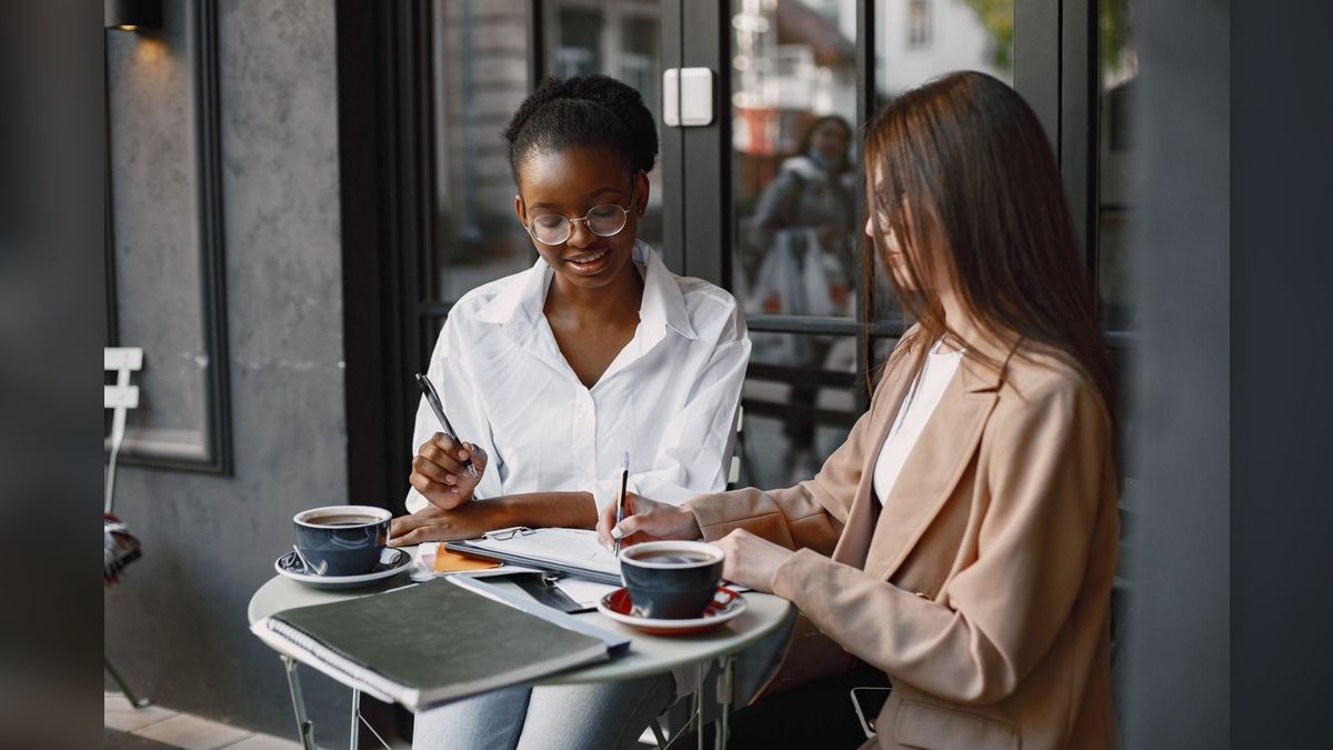 Forgotten Follow-Ups: A Template for Re-Engaging Stalled Opportunities