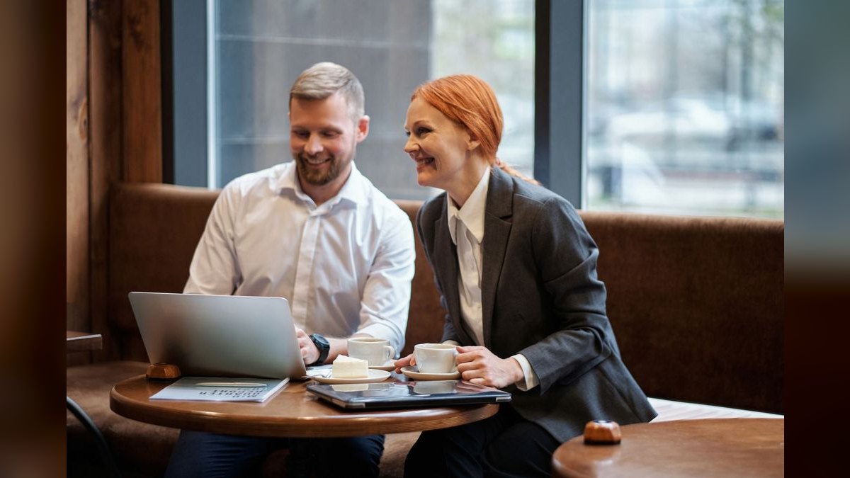 Top 10 Social Selling Training Templates for Modern Reps — figure 5