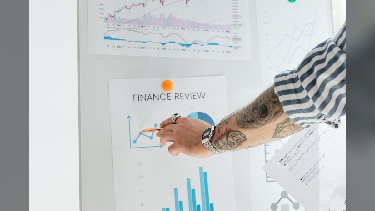 Sales Enablement Tool Training: CRM Shortcuts and Automation Hacks — figure 6