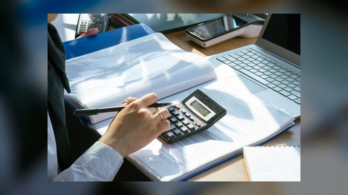 Pipeline Review to Revenue: Template for a Data-Driven Sales Sprint Session — figure 5