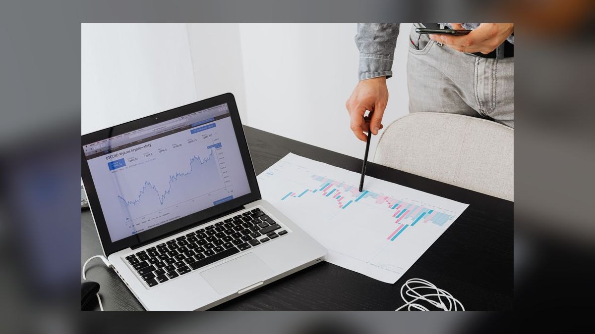 The Challenger Sale Method: Ready-to-Use Facilitator Deck for a 60-Minute Class — figure 8