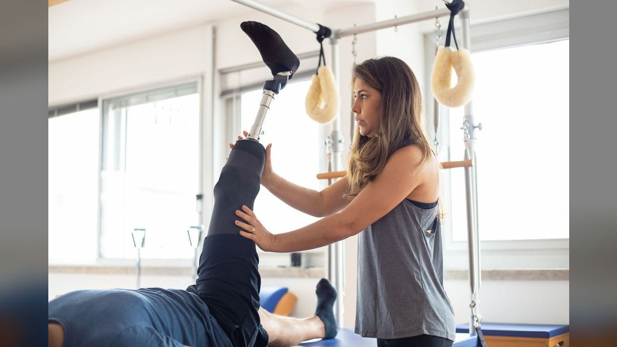 Cash-Pay Physical Therapy Package Selling — 60-Min Training