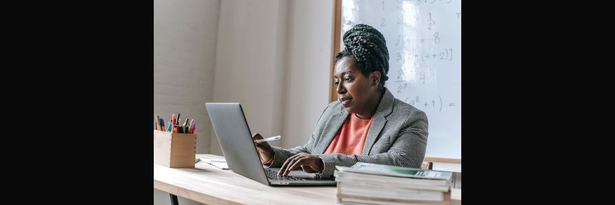 Bookkeeping Outsourcing Selling to SMB — 60-Min Training