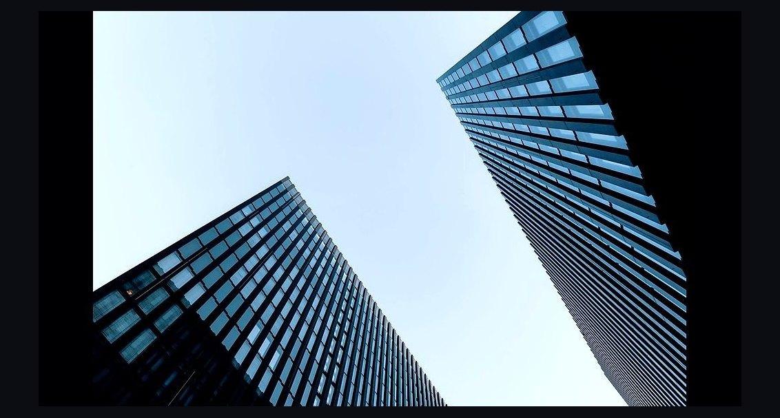 Fraud and AML Software Selling to Tier-1 and Tier-2 Banks — 60-Min Training