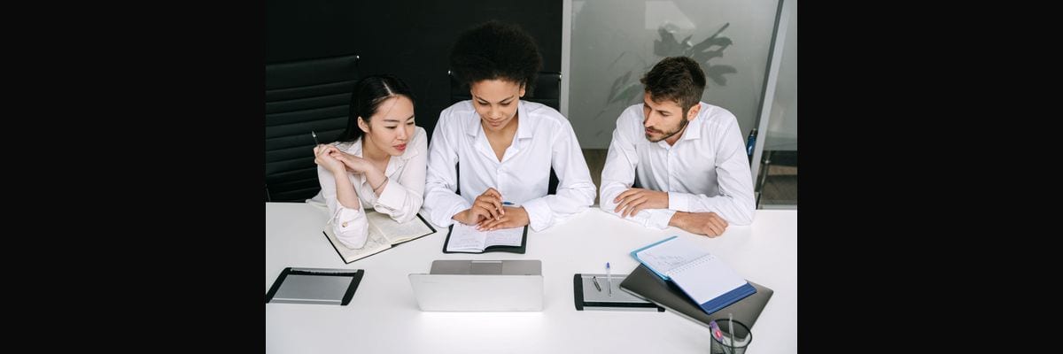 Vulnerability Management Selling to SecOps — 60-Min Training