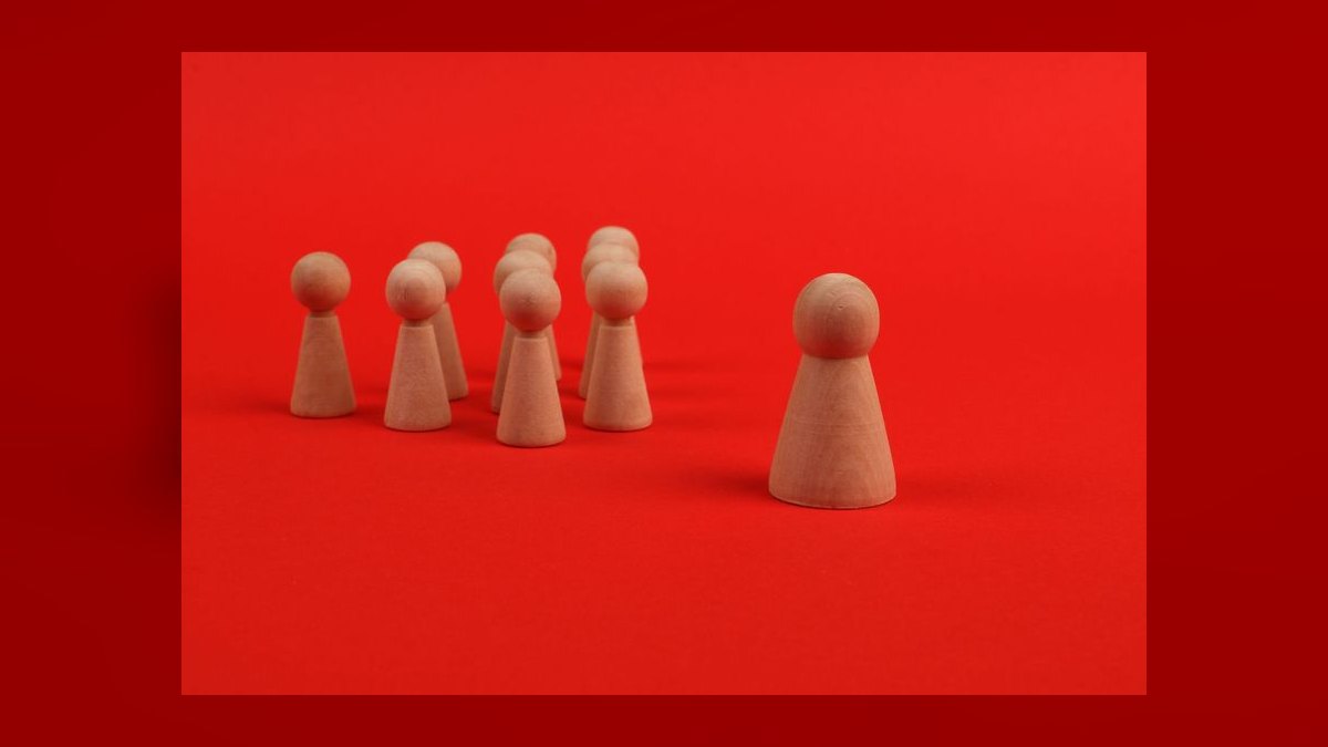 How do you define leading vs. lagging KPIs for a sales team in a one-hour workshop — figure 7