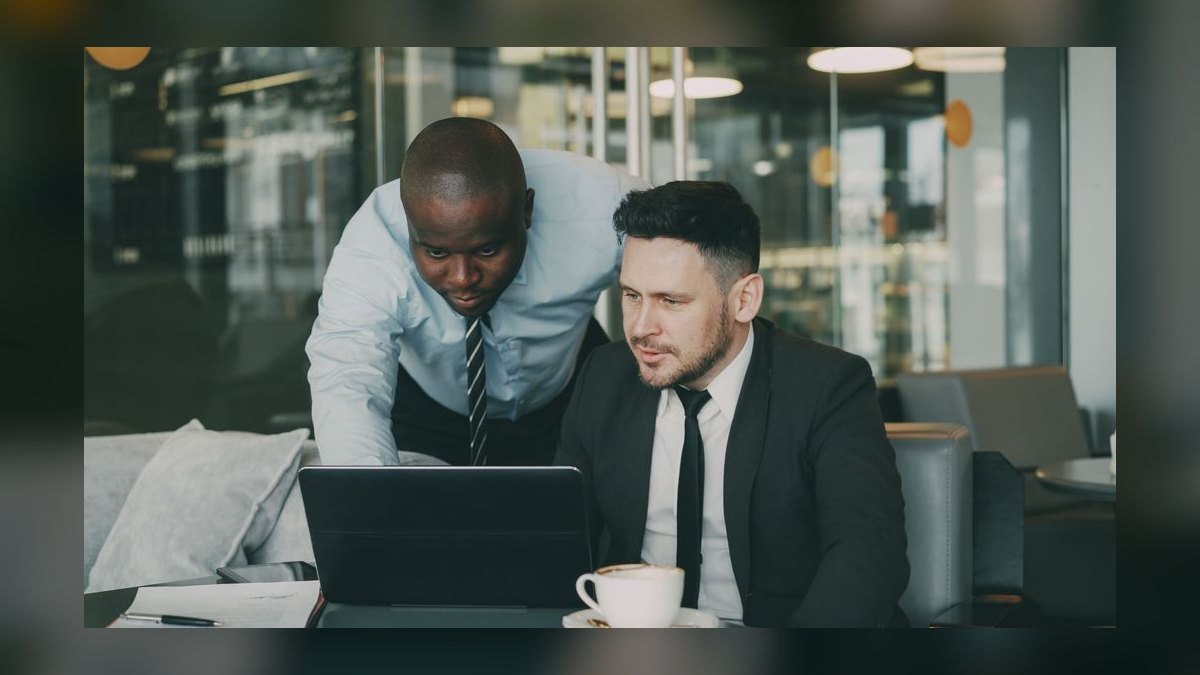 How do you train a sales team in Energy & Utilities in 2027 — figure 6