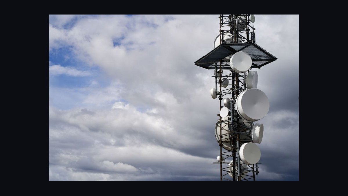 How do you train a sales team in Telecom in 2027 — figure 10