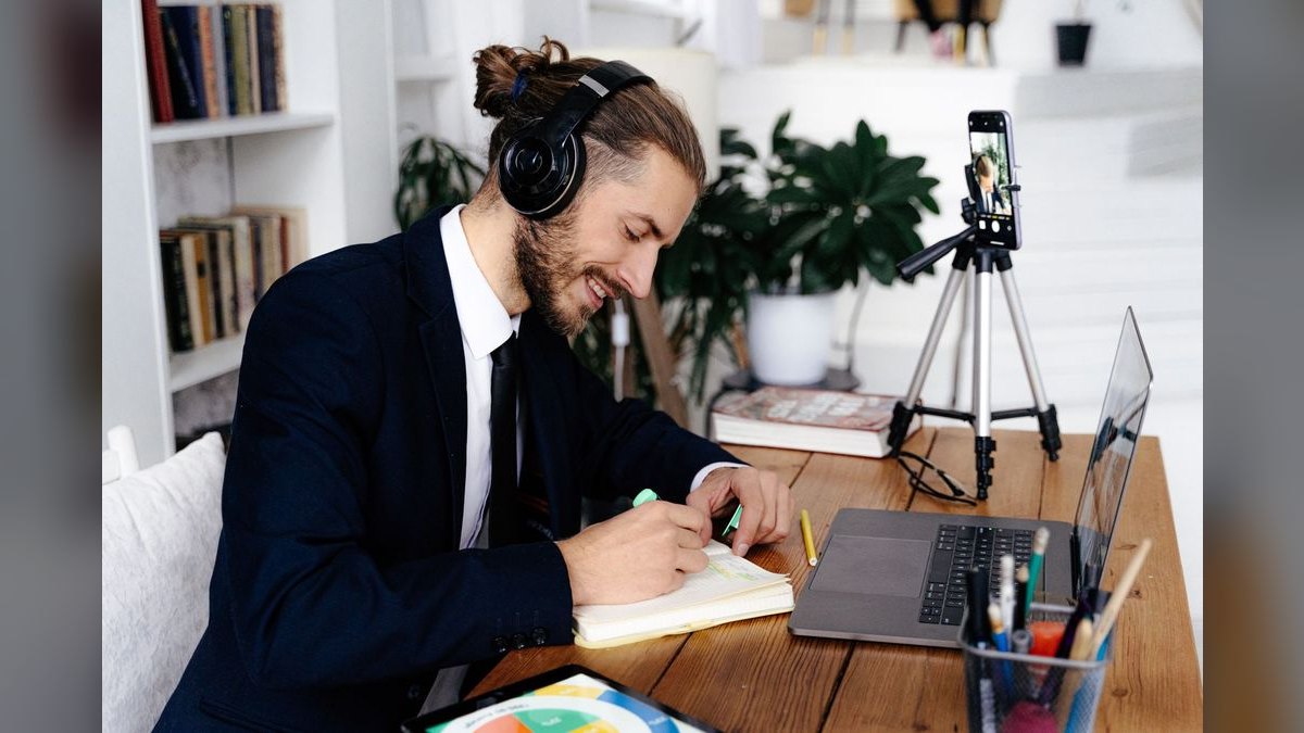 Top 10 Video Conferencing Apps for Business in 2027 — figure 1