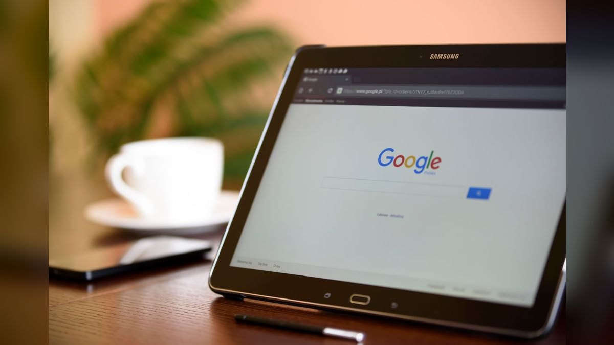 How does Google Workspace compare to Microsoft 365 for collaboration — figure 3