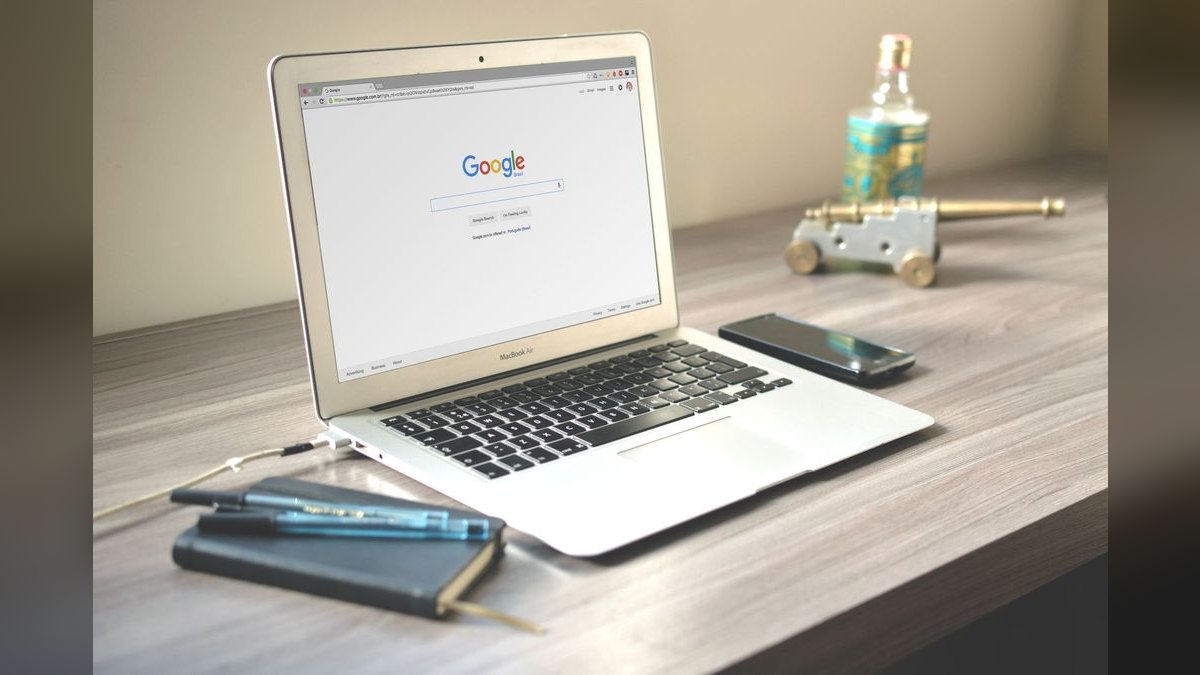 How does Google Workspace compare to Microsoft 365 for collaboration?