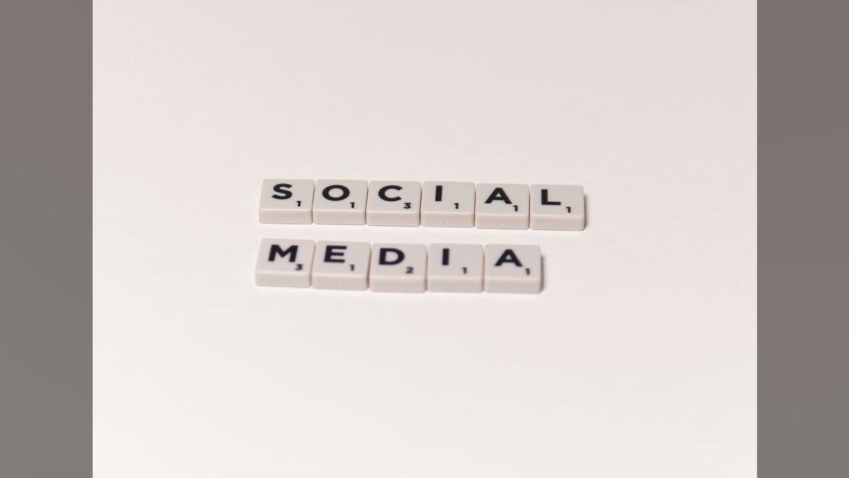 How to automate social media posting with Buffer vs Hootsuite — figure 1