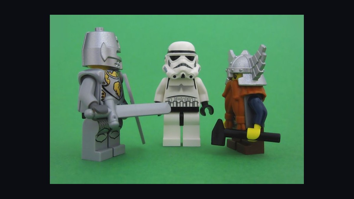 Should I upgrade to HubSpot Enterprise once I need more than 10 custom objects in 2027?