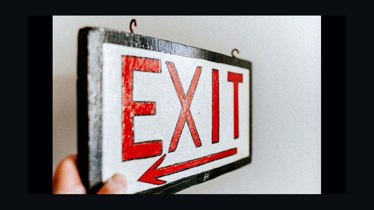 Top 10 Questions to Ask Before Quitting Your Job to Start a Business in 2027 — figure 10