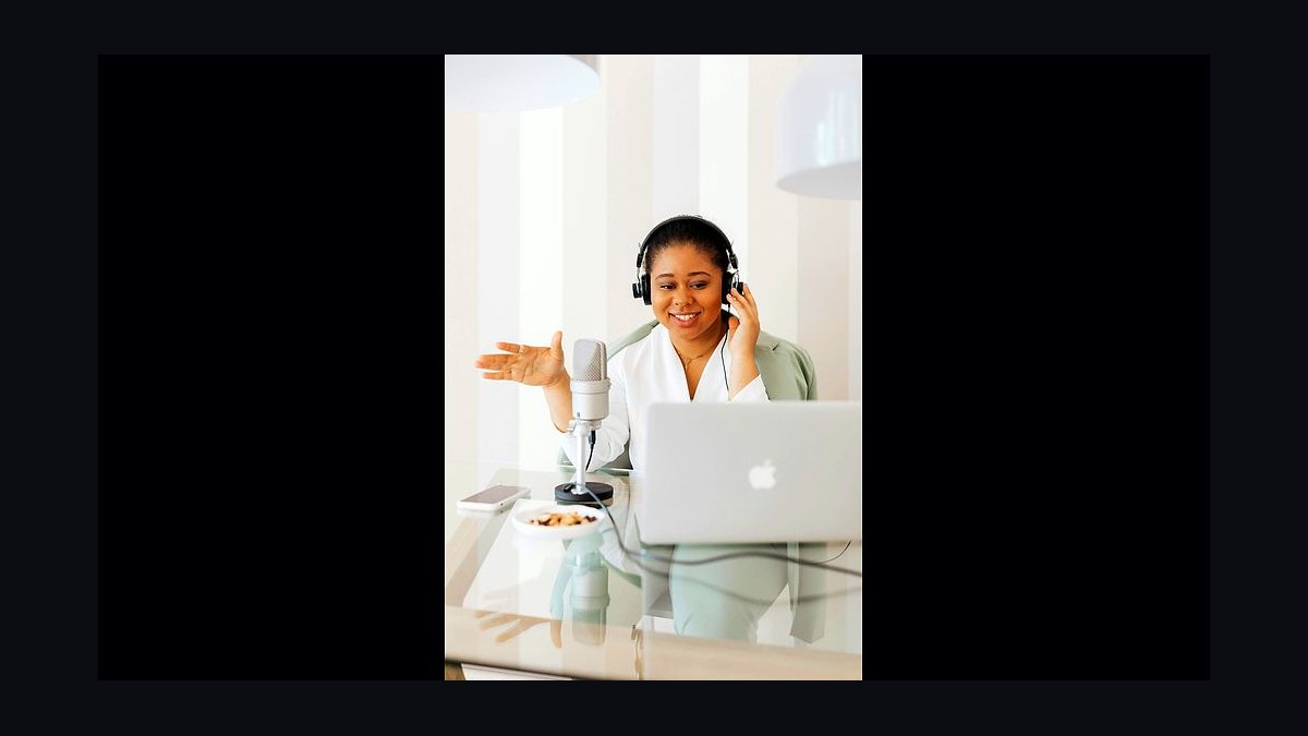 Top 10 Ways to Get Your First 100 Customers in 2027 — figure 10