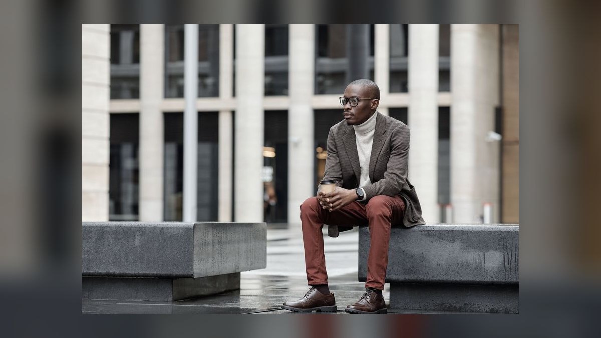 What Is Smart Casual in 2027 — figure 1