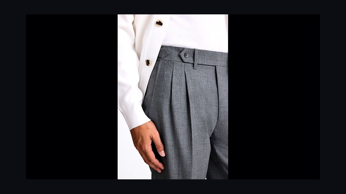 Top 10 Outfits for Work in the Summer in 2027 — figure 10