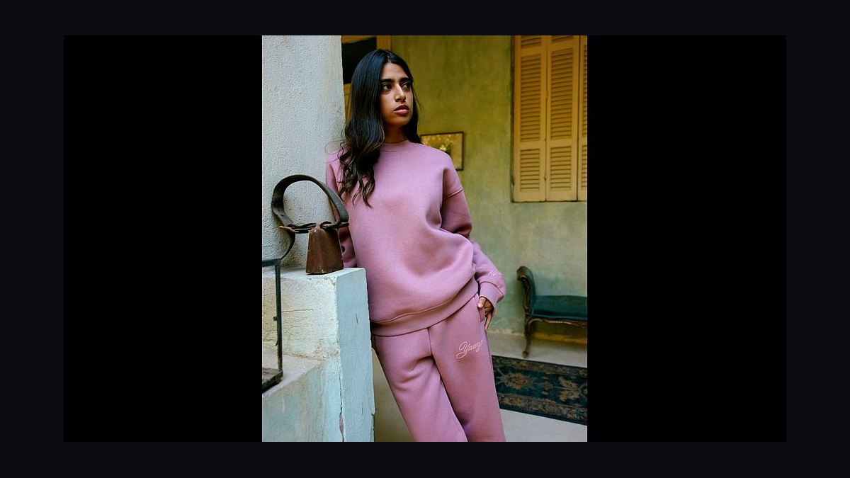 Top 10 Outfits for a Video Interview in 2027 — figure 5