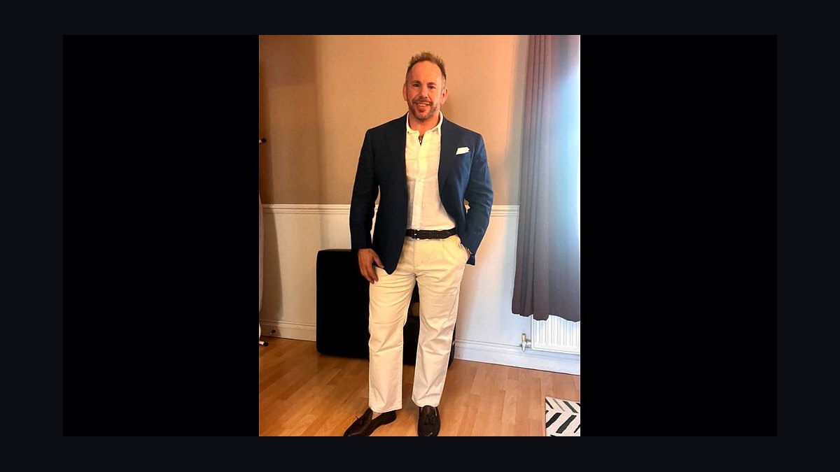 Top 10 Outfits for a Trade Show in 2027 — figure 4