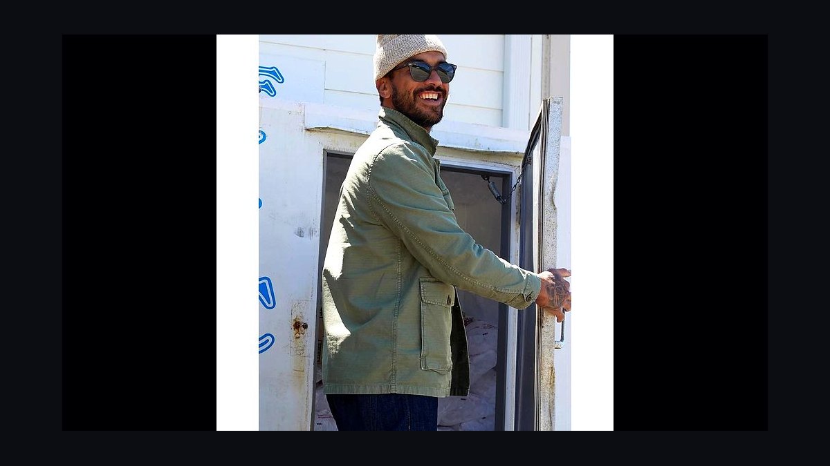 Top 10 Outfits for a Tech Company in 2027 — figure 5