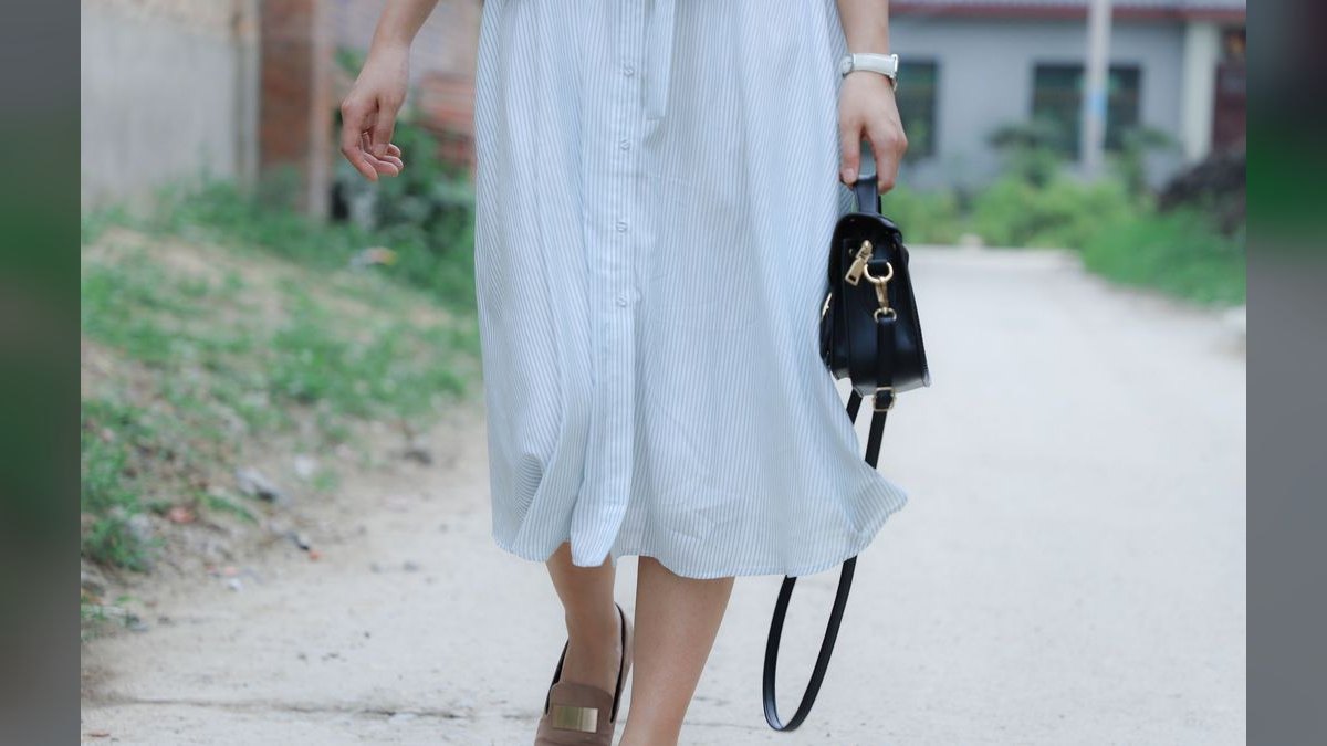 How to Dress Business Casual in Summer in 2027
