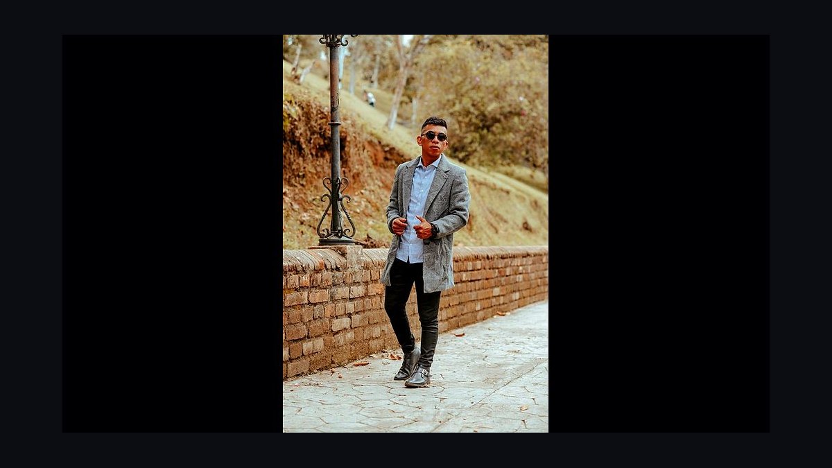 Top 10 Outfits for a Board Meeting in 2027 — figure 2