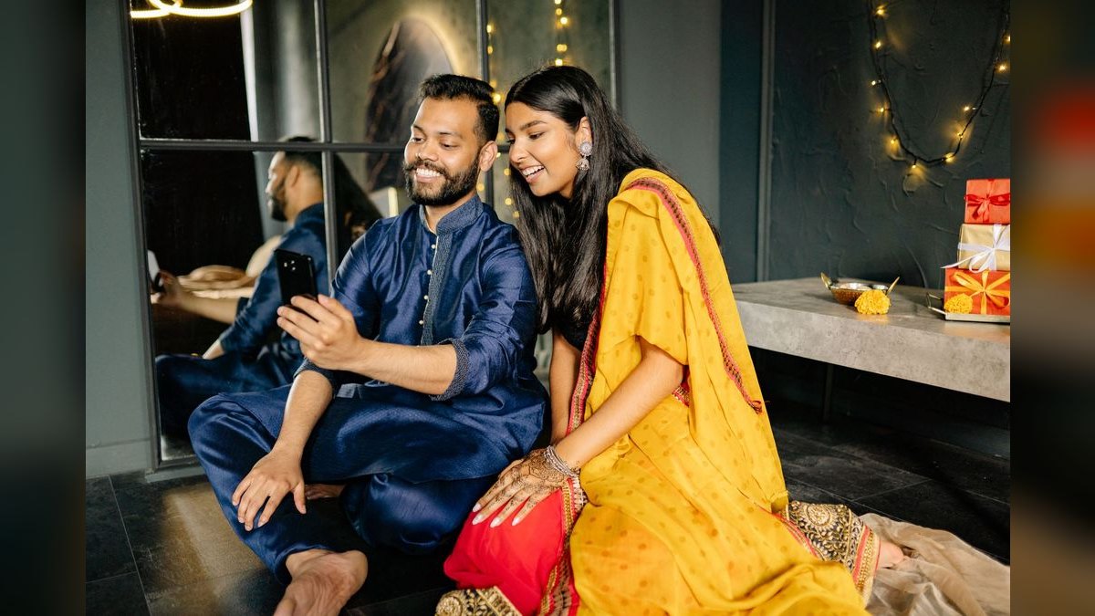 What to Wear to a Diwali Celebration in 2027 — figure 3