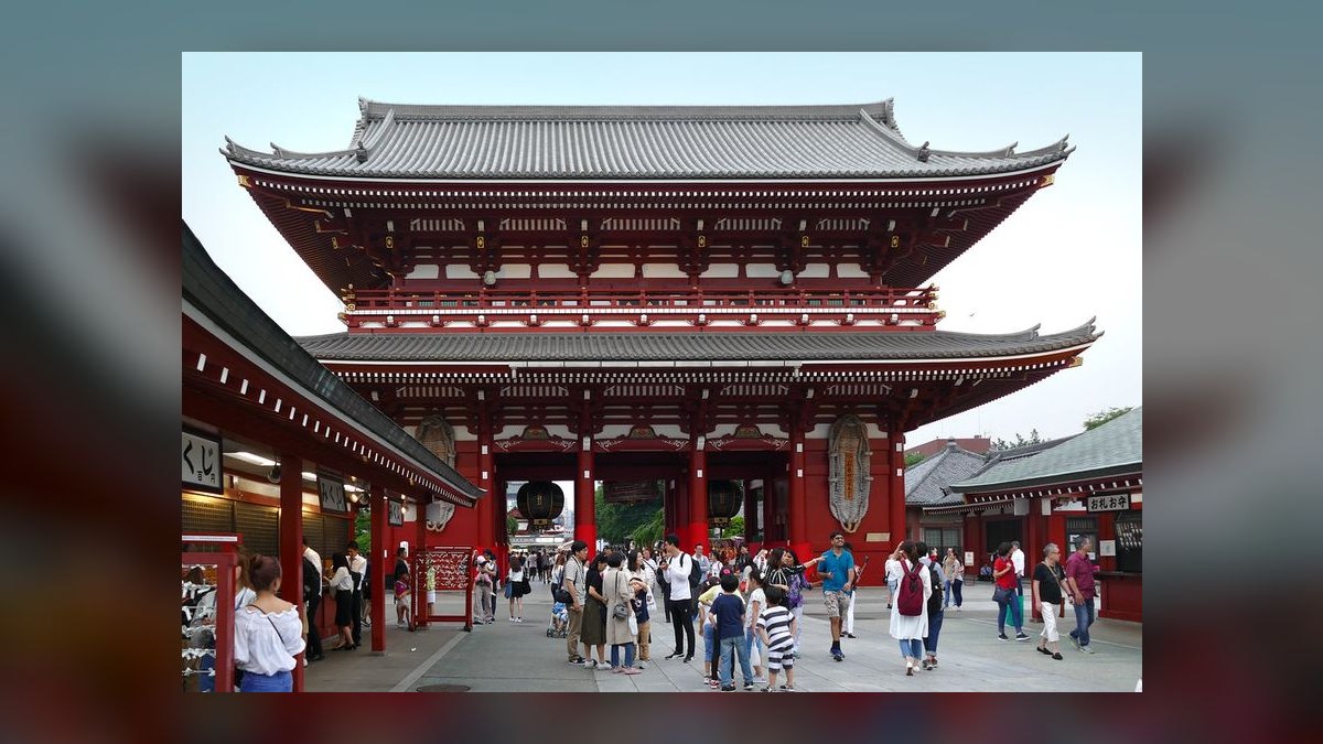 What to Wear to a Trip to Tokyo in 2027 — figure 3