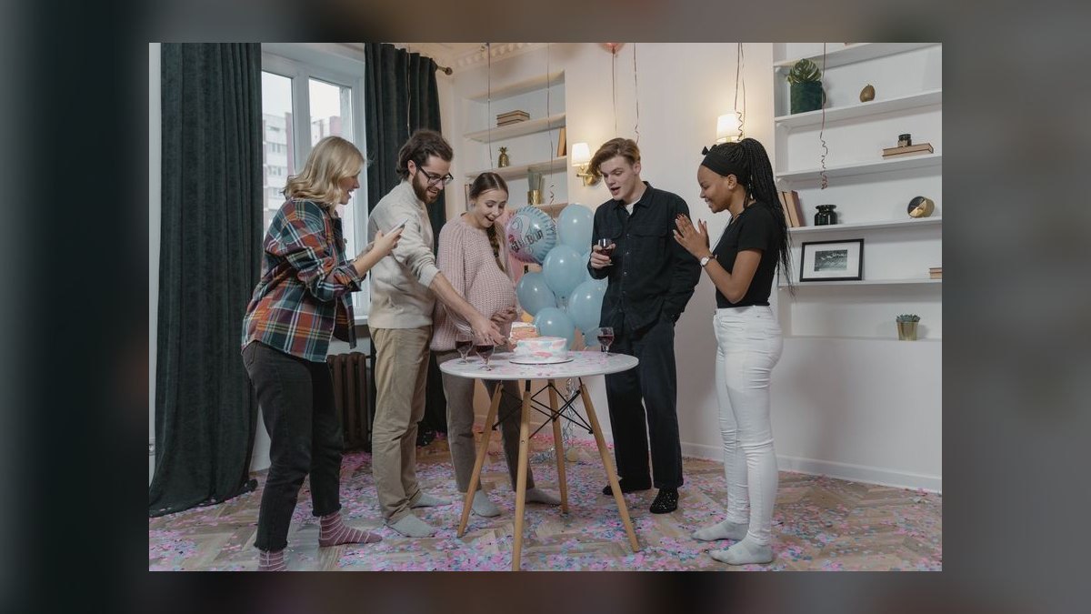 What to Wear to a Gender Reveal in 2027 — figure 9