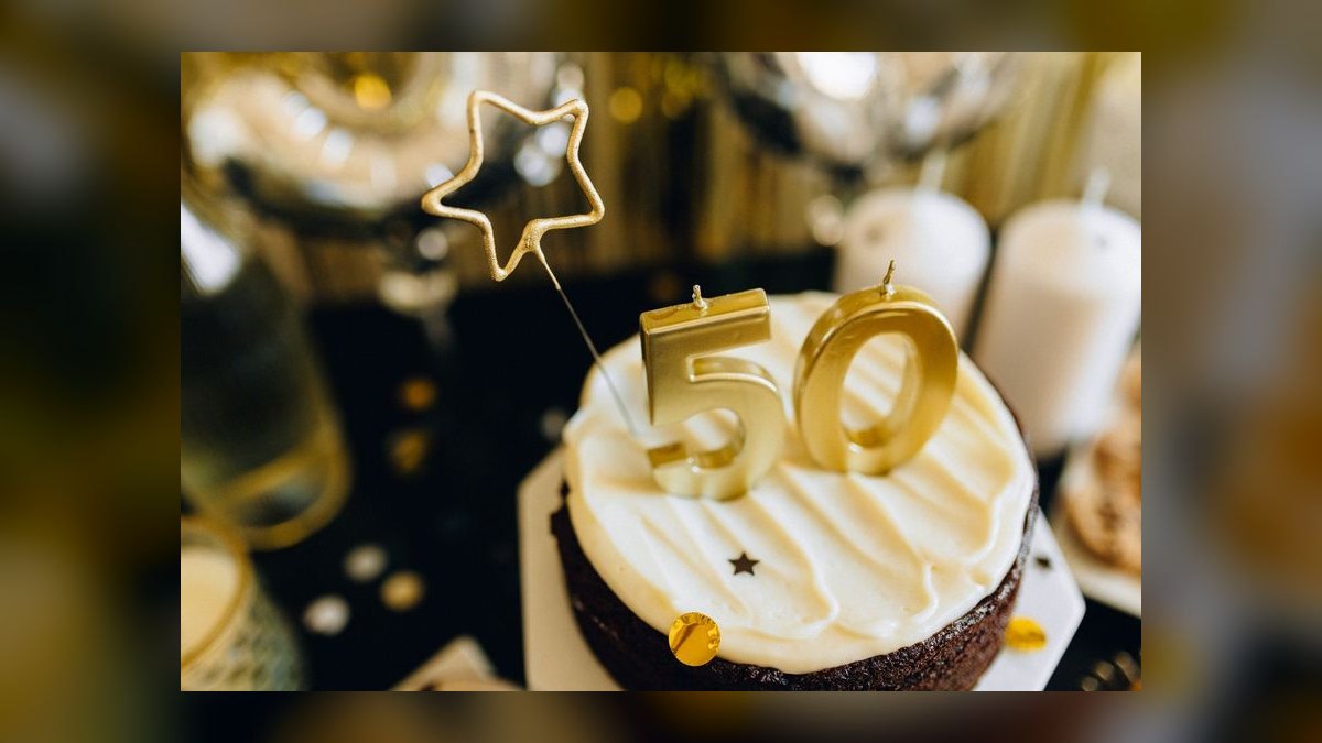 What to Wear to a 50th Birthday Party in 2027 — figure 10