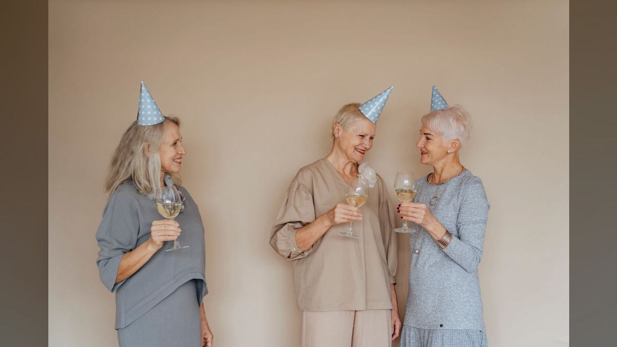 What to Wear to a Retirement Party in 2027 — figure 4