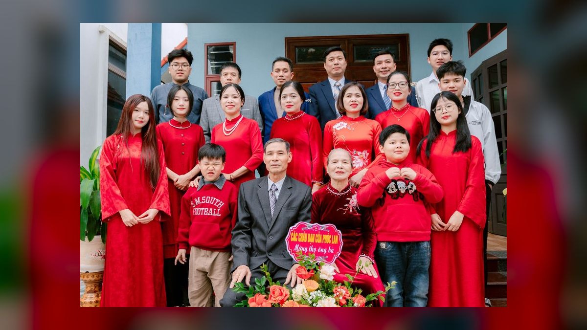 What to Wear for Family Photos in 2027 — figure 9