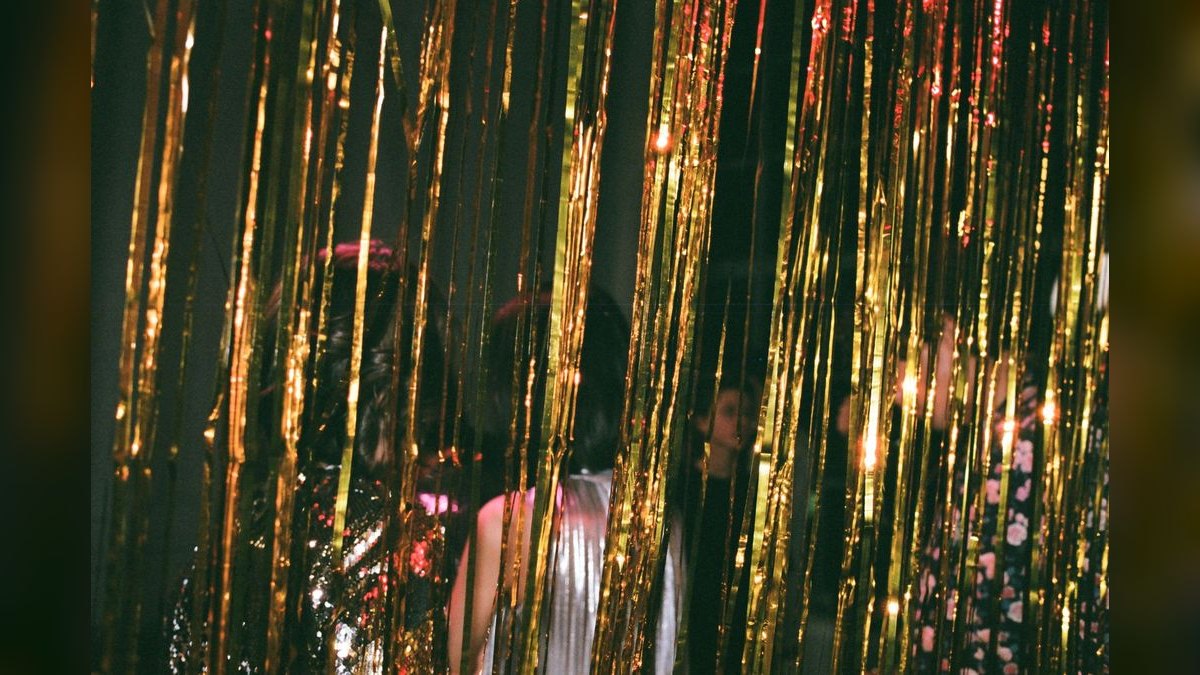What to Wear to a House Party in 2027