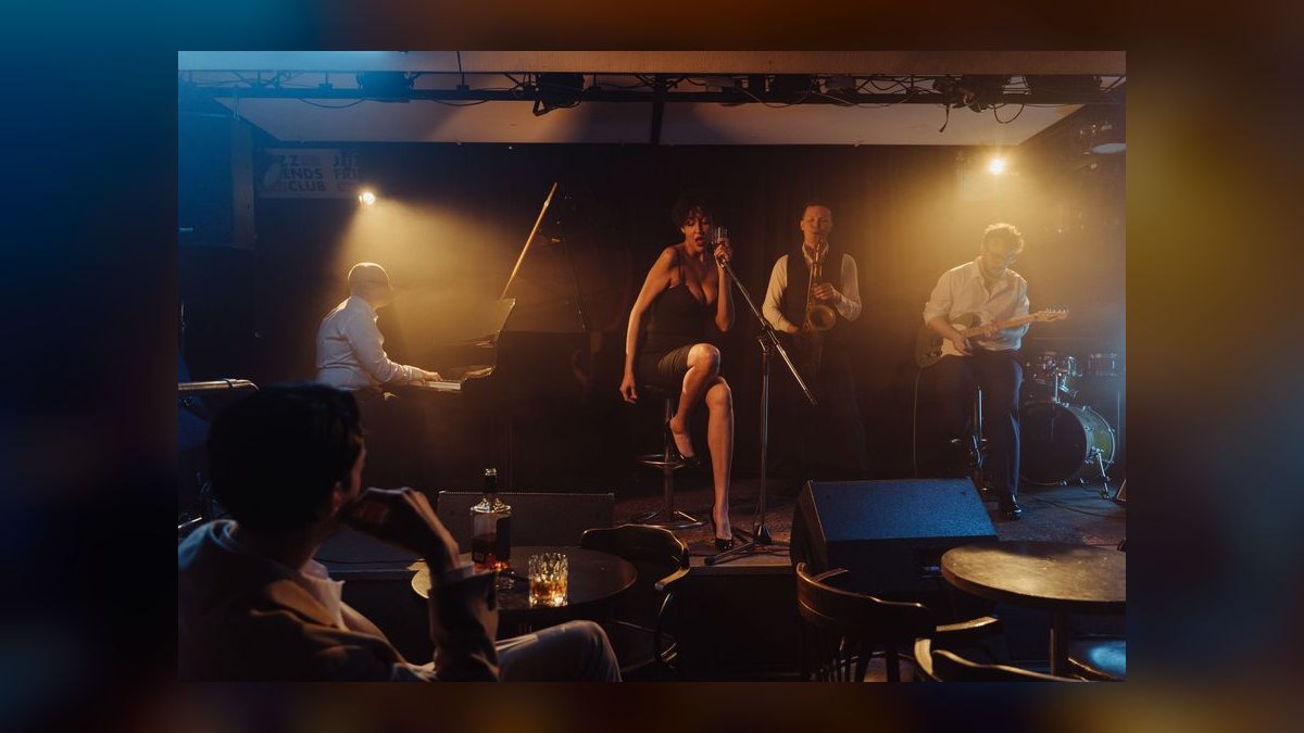 What to Wear to a Jazz Club in 2027 — figure 8