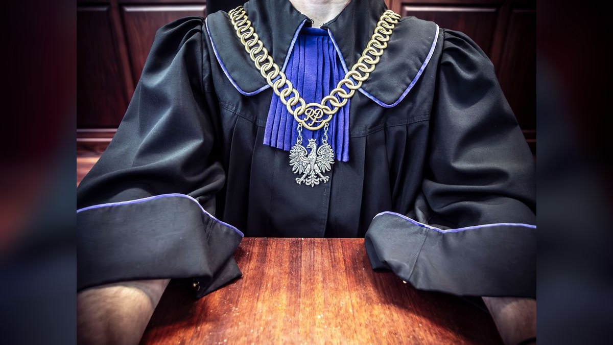 What to Wear to a Court Appearance in 2027