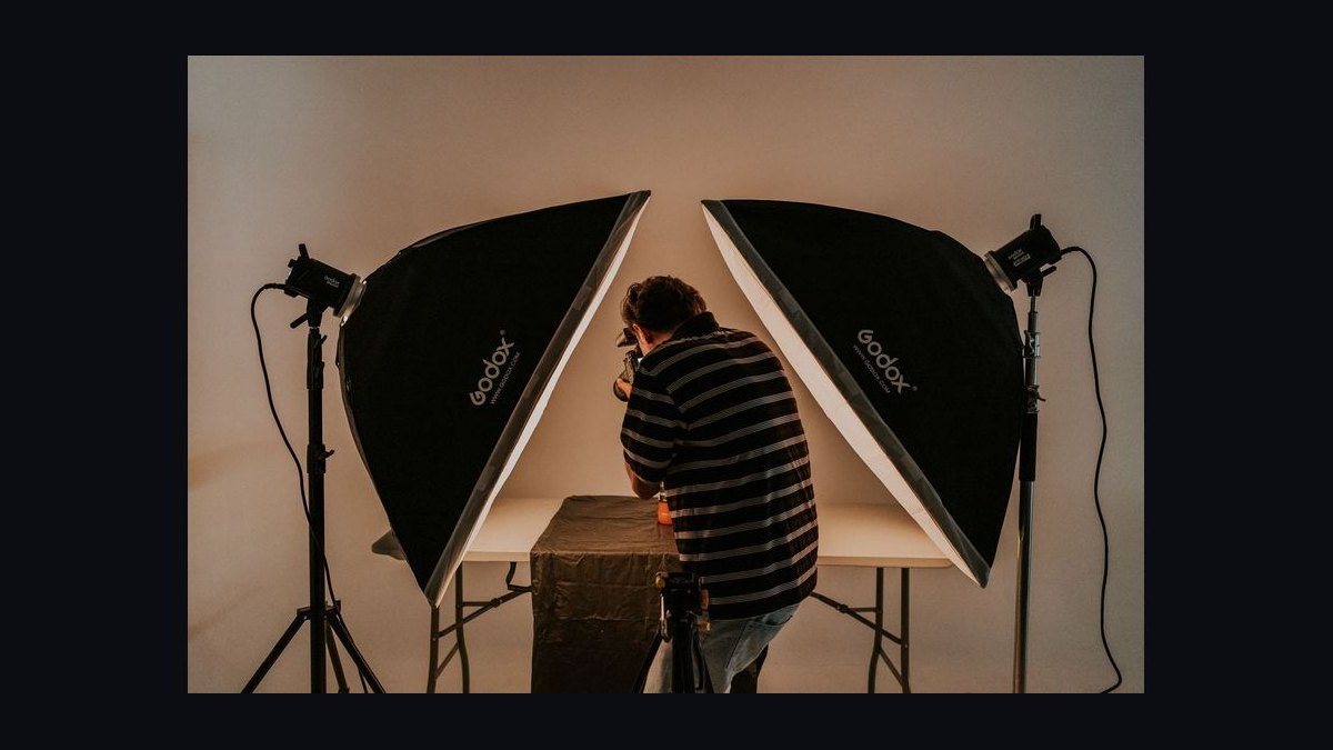 What to Wear to a Headshot Session in 2027