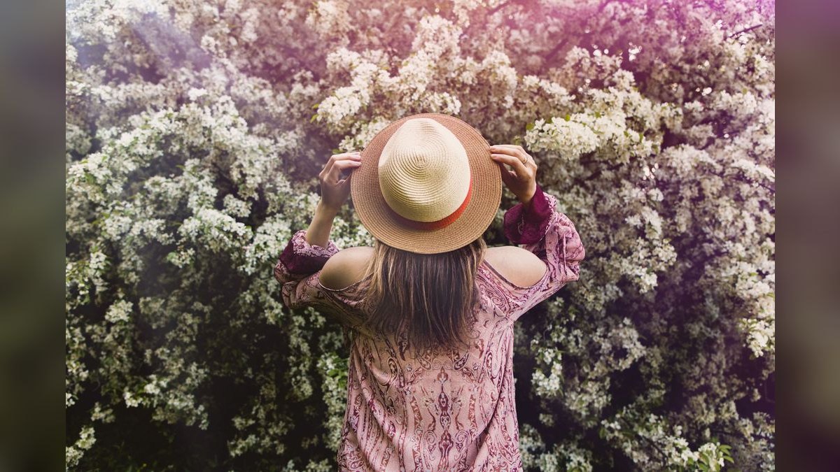 What to Wear to a Spring Garden Wedding in 2027