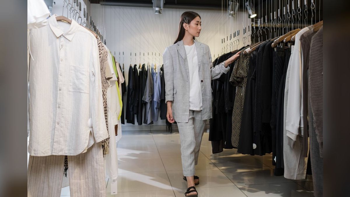 What to Wear to a Internship Fashion Job Interview in 2027 — figure 3
