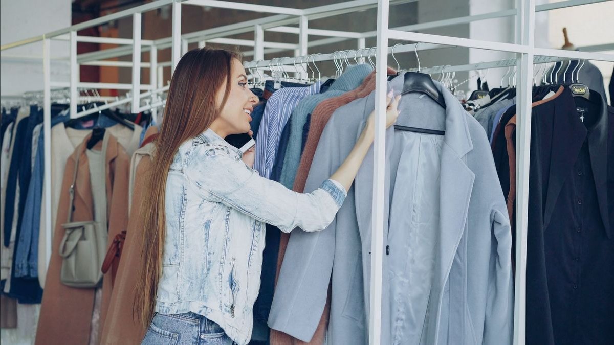 What to Wear to a Internship Fashion Job Interview in 2027 — figure 6