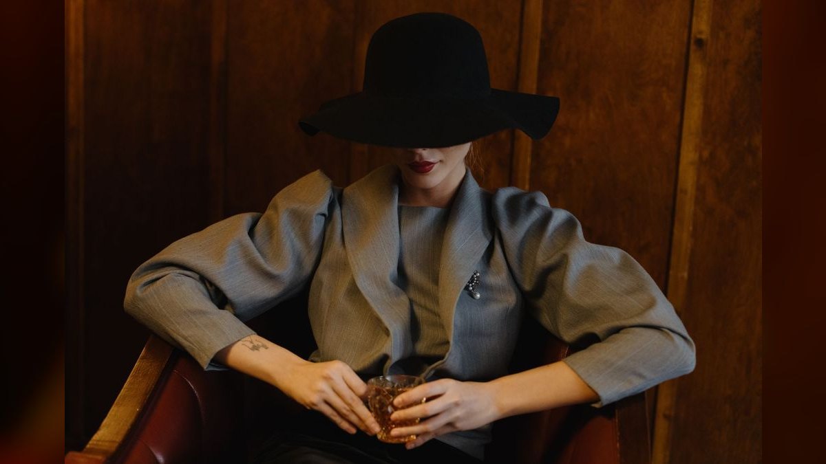 What to Wear to a Speakeasy in Fall in 2027