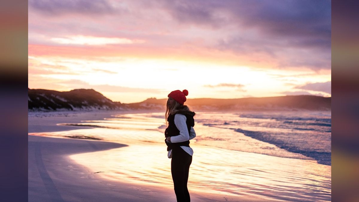 What to Wear to a Winter Beach Wedding in 2027
